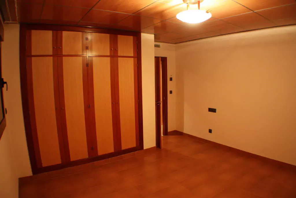 Gran vivienda en venta en granada